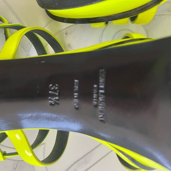 SAINT LAURENT neon yellow heels - Picture 8 of 9